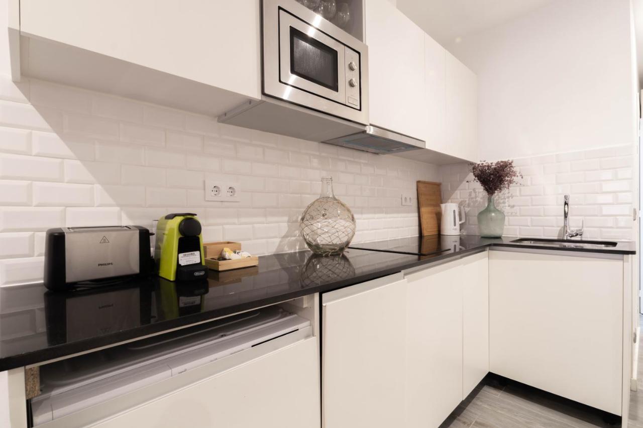 Terra Boutique Apartment Жирона Экстерьер фото